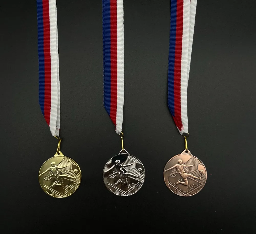 Sportovní medaile a poháry - Poháry Marty, Studio Marty - COPIA Liberec, s.r.o.